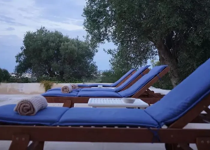 مع مسبح لا متناهي فيلة Santa Maria di Leuca