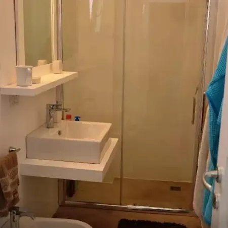 Infinity Pool 莱乌卡